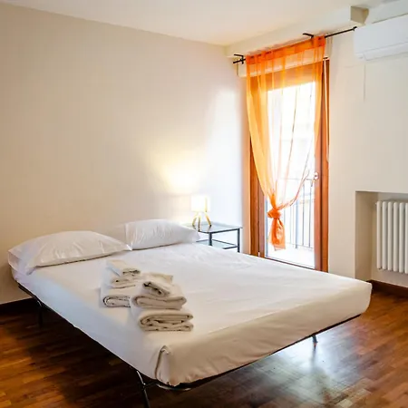 - Via Parigi Апартаменты *