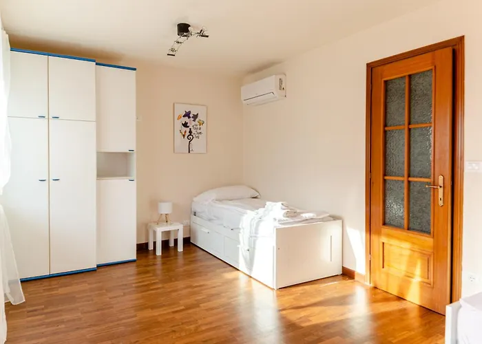 Apartment - Via Parigi *